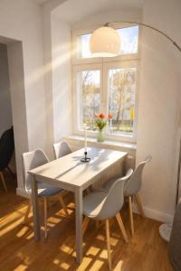 BELLA business&family 100m zum Konzerteingang Schloß,Parkplatz,SmartTV,Netflix,Waschmaschine,24h Checkin, 36qm