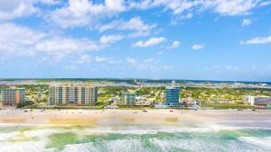 Beach Studio with Partial Water Views Sundeck Pool
