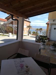 Apartments Aurelia Vir 30 meters from the beach - by TA Leut Agency