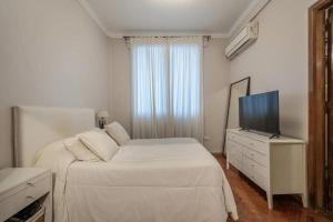 Luminoso departamento en microcentro frente al obelisco