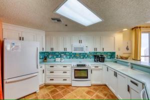 Oceanfront Condo 601 by Sterling Sands