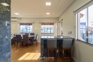 Apto c churrasqueira a 200m da Praia IFA0054