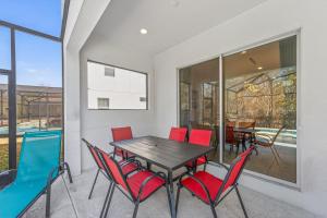 Huge Family Home Sleeps 26 VPR105