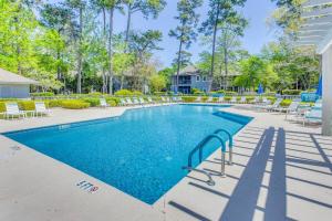 Family Friendly! Golf-Front Haven in Cherry Grove