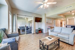 Family Friendly! Golf-Front Haven in Cherry Grove