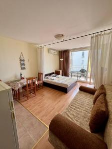 Imperial Fort Club Studio Apartment