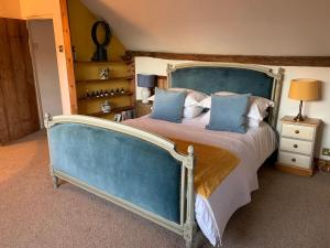 Wish Ward Cottage - Centre of Rye 4 plus 2