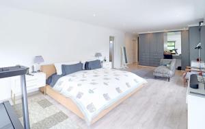 Ubuntu A home away from home