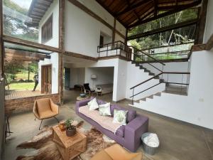 Casa Refugio Vale das Videiras Pet Friend max 10 Pessoas