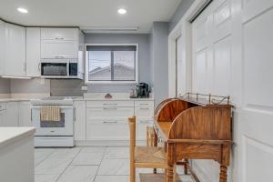 Downtown Casper Gem! Super Walkable Apartment