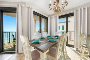 Phoenix East 1201 by Youngs Suncoast