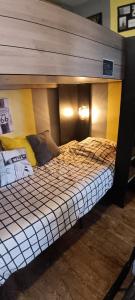 Dortoir de 4 lits de 13m2 chez lhabitant à la Porte dItalie