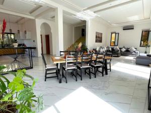 Belle et spacieuse villa au Golf Amelkis Marrakech