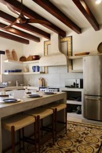 Trobbu Boutique Collection San Bruno