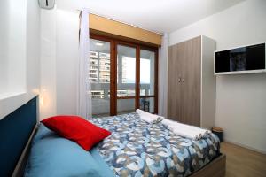 Naples Stay Inn - close to metro &connections