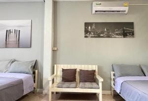 ชรัส รีสอร์ท เกาะล้าน