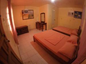 Buena Lynnes Annex Lodge