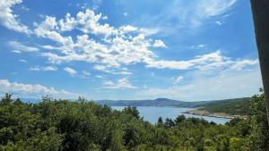 Villa Ruby beachfront by Villas Guide