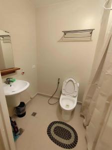 1020 T3 Atrial Iloilo Pool View Central Comfy