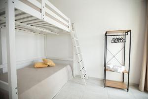 Golden Bay Appartments