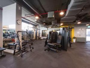 Free housekeeping visits during your stay - StayShort - Stylish Studio at DIFC Sky Gardens Sleeps 4