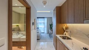 TRPS - Azizi RIviera 63, Al Meydan - Brand New Studio, Modern Furnished, Excellent Amenities