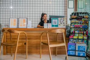 Tiya House Rooms & Cafe