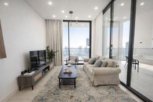 Luxury 2BR W Private Pool Binghattti Onyx