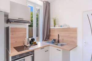 FRGK Historic 1BR Apartment Walk to Palais UltraFast Wi-Fi Central Cannes