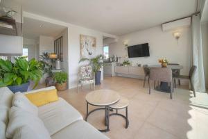 FRGK Etoile du sud TERRASSE Vue Mer PALM BEACH WIFI FIBRE
