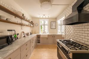 320 SQM Townhouse by the Marble Church