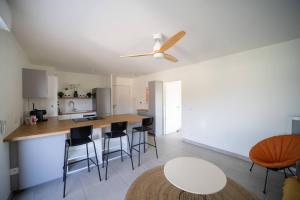 FRGK "BEL AZUR 1 BDR Luxury Sea View Parking AC WIFI HIGH SPEED "