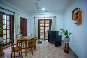 Lunai Hotel