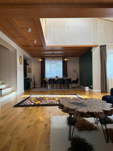 Котедж Семибарвиця