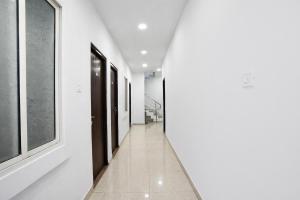 FabHotel Shivay