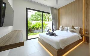 Luxury Private Christina Pool Villa