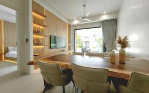 Luxury Private Christina Pool Villa