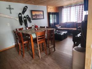 Waterfront Cabin on Lake Superior sleeps 7 plus ppl