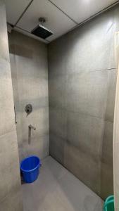 Private Flat for Couples in Noida