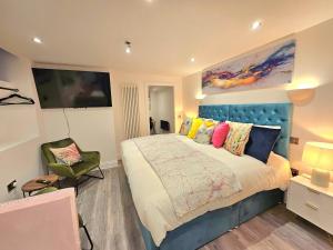 Stylish & Central Design Apartment- 3 Beds