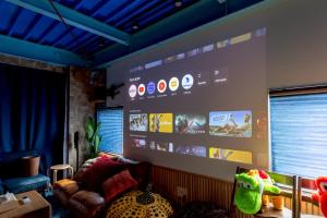 3 min walk from Sangenjaya Sta, 90square meters, Bouldering