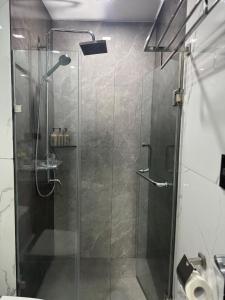 81 Newport Building across NAIA Terminal 3