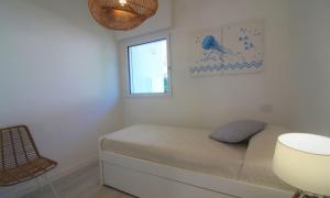 Modern villa 250mt from the beach