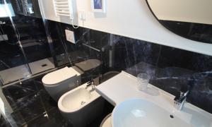 Modern villa 250mt from the beach