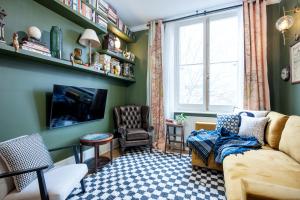 Large 1 Bedroom in Center of London 2