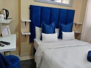 Budget Stays at Olivia Pines Guesthouse