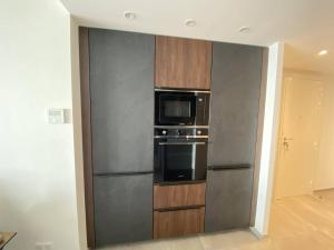 Cannes centre-ville - Face mer 3 pièces avec terrasse