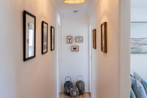 Luxurious & spacious retreat near Swan Lake