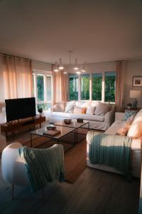 Wishome - Villa sobre el mar en Comillas con piscina privada