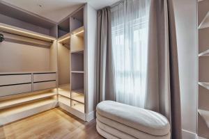 Luxurious 3-Bedroom Apartment with Ocean Views in San Sebastin